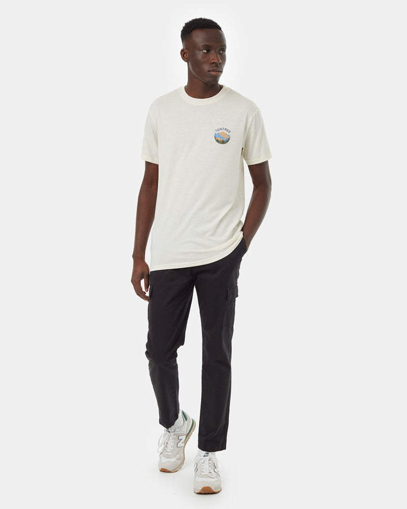    White-Crew-Neck-Graphic-Shortsleeve-T-Shirt